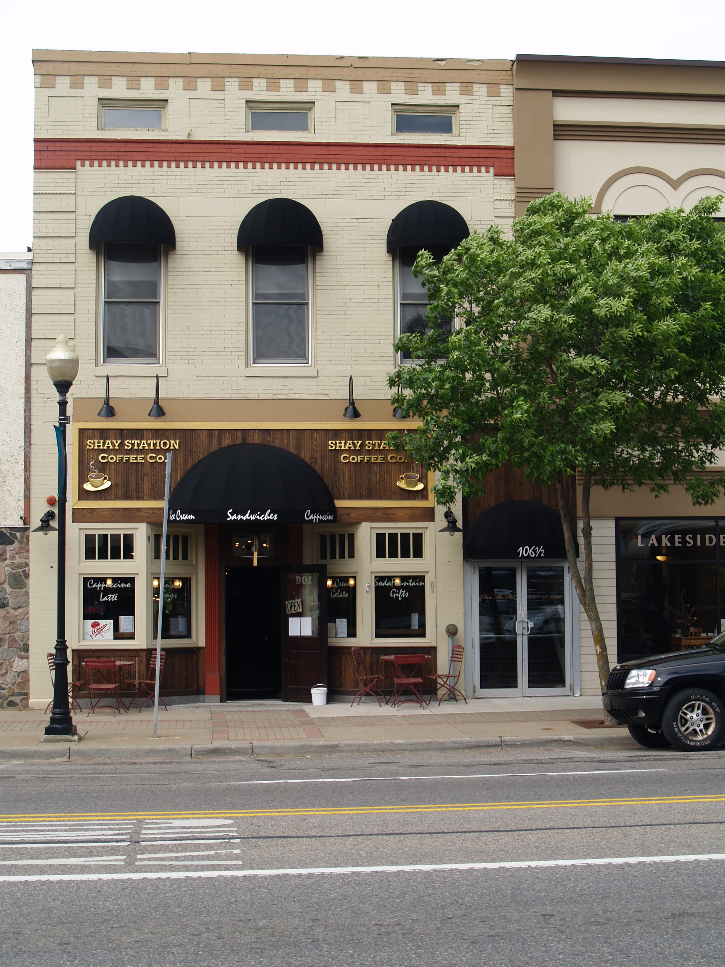 106 S. Mitchell Street